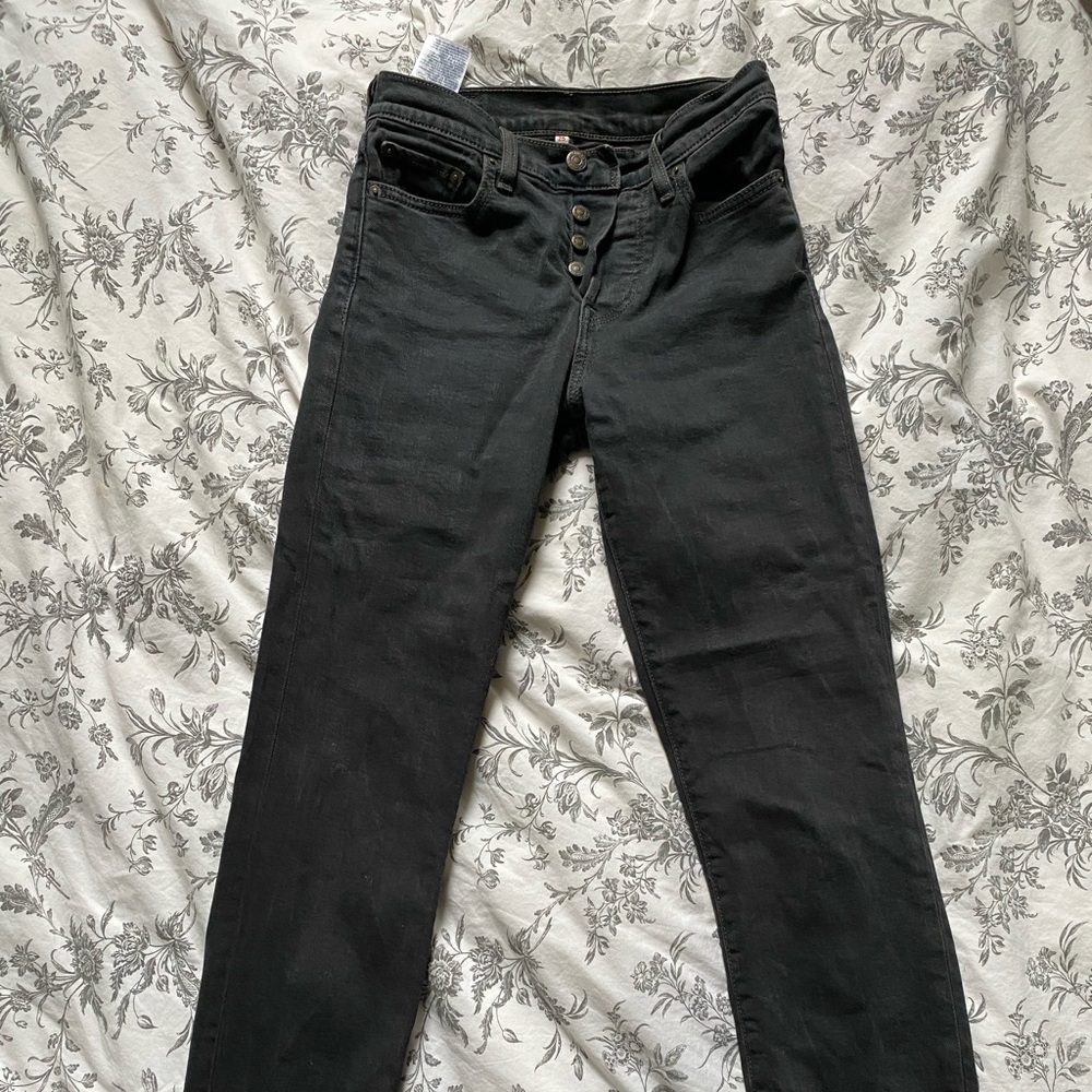 Black Levi jeans